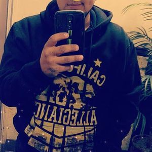 Meet your Posher, Thomas